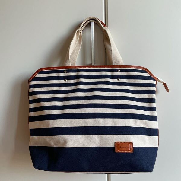 最終価格 アクアスキュータム Aquascutum レザー帆布コンビトート マリンボーダー