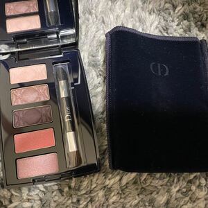 Dior アイシャドウパレット