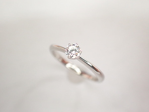 美品 ロイヤルアッシャーダイヤモンド Pt950 ダイヤ0.16ct(F-VVS2-EXCELLENT) デザイン リング 指輪 
