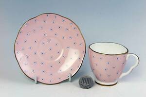 　　ウェジウッド　=　・　 POLKA DOT 　・ 　DEMI-Cup&Saucer　 (1級品) 　Lt.Pink+Dot　限定品