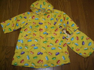 ma The way z* rain. day .... color, car fully ... appear raincoat.3.4 -years old 