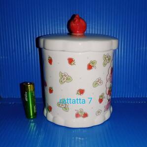 Sanrio☆Strawberry Shortcake and Hello Kitty☆Jar Container☆ハローキティ×ストロベリーショートケーキ☆蓋付☆容器☆サンリオ☆陶器の画像3