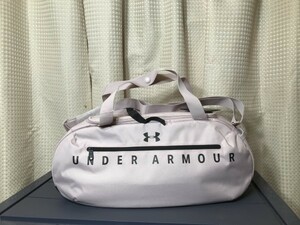  Under Armor shoulder bag storm ( approximately W51cm H24.5cm D23.8cm) 21L