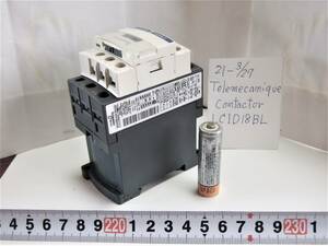 21-3/27　シュナイダーエレクトリック LC1D18BL 非可逆形電磁接触器 (棒端子、フォーク端子 3極 定格電流：18A コイル電圧：DC24V)