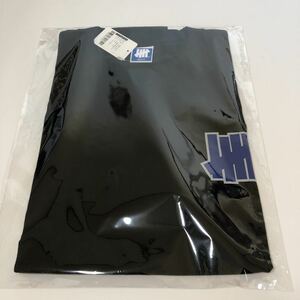 UNDEFEATED Tシャツ ブラック M