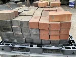  domestic production bricklaying 1 Palette set 