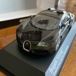 Bugatti Veyron 玩具 2009 Grey metallic 1of 2208 pcs