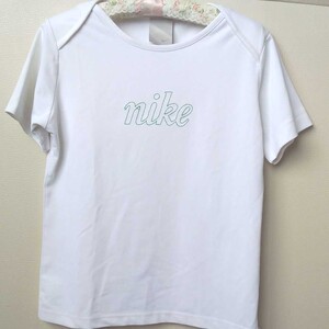 NIKE 半袖Tシャツ