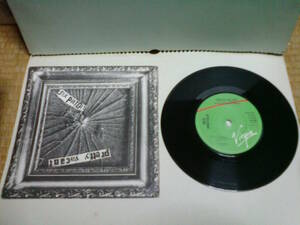Sex Pistols : Pretty Vacant / No Fun ; UK Green - Red Virgin 7 inch 45 with Picture Sleeve // VS 184