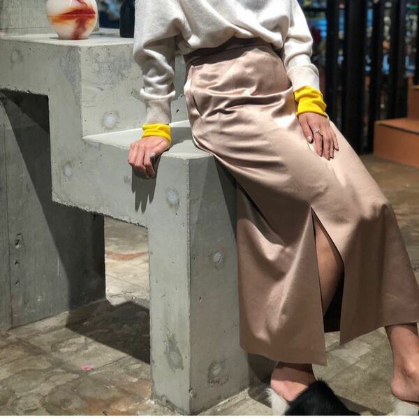 【6(ROKU) BEAUTY&YOUTH UNITED ARROWS】 ＜6(ROKU)＞SATIN SKIRT/スカート