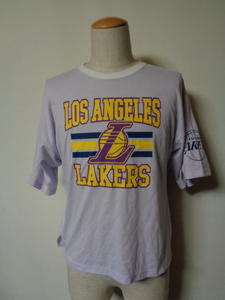 NBA　LOS ANGELES LAKERS ロサンゼルス　レイカーズ Tシャツ 