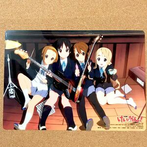 【送料無料】けいおん! K-ON! 下敷き 部室　平沢 唯 秋山 澪 田井中 律 琴吹 紬 平沢 憂 放課後ティータイム HTT 京アニ