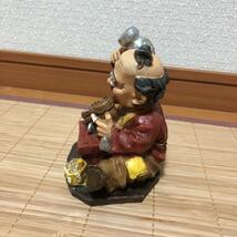 おじさん　置物　靴職人　革靴　ハンマー_画像4