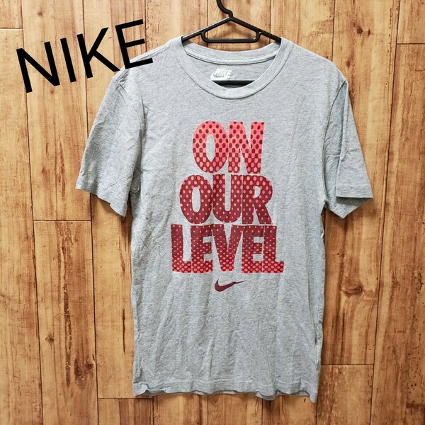 NIKE ナイキ 半袖Tシャツ