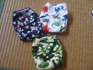 ② abroad made free size diaper cover 5 sheets & shape . Homme tsu5 sheets beautiful goods 