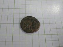 ビザンチン帝国　東ローマ帝国　フォリス銅貨　コイン　１５，７ｇ　初期タイプ　皇帝とキリスト像　_画像1
