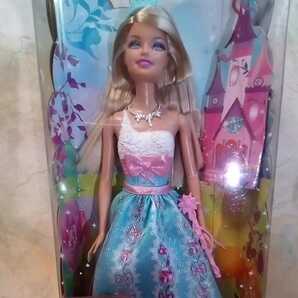 マテル バービー 未開封 ”Discover Barbie fairy-tale magic “バービーの画像2