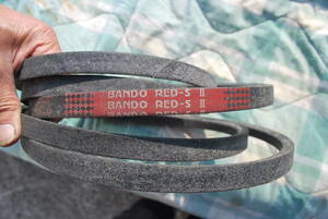 Ⅴベルト　BANDO REDーSⅡ　SBー145　未使用　在庫品