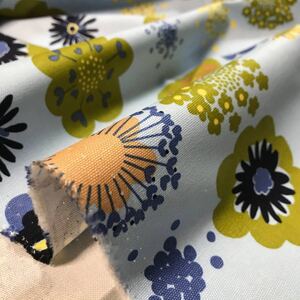 北欧風 花柄 はぎれ