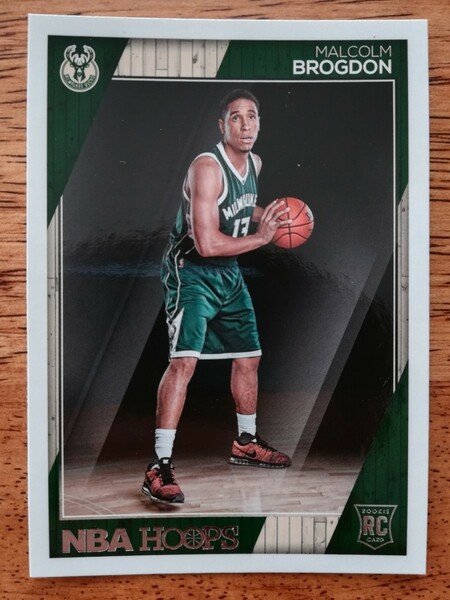 NBAカード 16-17 PANINI HOOPS Malcolm Brogdon RC ブログドン ルーキーカード