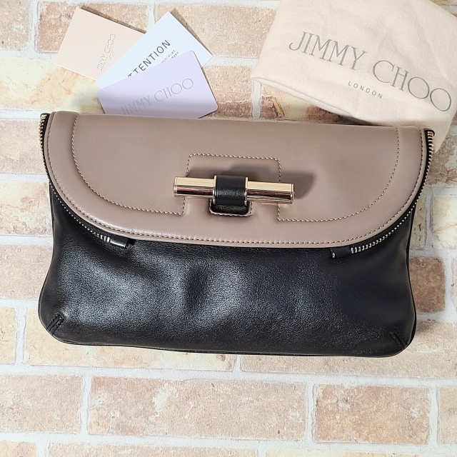 ジミーチュウ クラッチバッグの値段と価格推移は?|340件の売買情報を ジミーチュウ クラッチバッグの値段と価格推移は?|340件の売買情報を