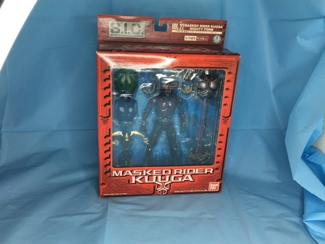 BANDAI S.I.C. 仮面ライダークウガ マイティフォーム オークション比較