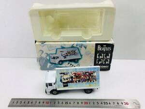 CORGI CLASSICS/THE BEATLES COLLECTION/AEC 4 WHEEL FLATBED LORRY　ビートルズ ミニカー