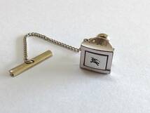 BURBERRY バーバリー ホースマーク ピンバッジ ピンブローチ 騎士 ホースロゴ Pin badge Pin brooch tie tack_画像1