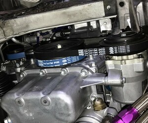 【HKS】 ファインチューンVベルト FINE TUNE V-BELT/5PK969 オルタネーター側 スイフトスポーツ ZC33S [24996-AK044]