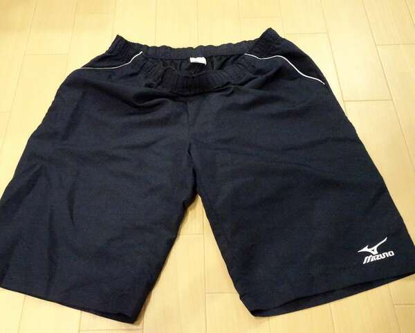 ミズノ MIZUNO サッカー フットサル USED美品 ハーフパンツ サッカーパンツ 普段着 SIZE:2XO カラー:紺系 高機能高デザイン