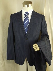 K911○SUIT　COMPANY・super120's生地○170㎝6Drop・2釦・背抜き・紺ストライプシングルスーツ・ビジネス