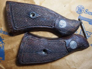 Gun Grips SMITH&WESSON INC Model 10 1920年代(E)