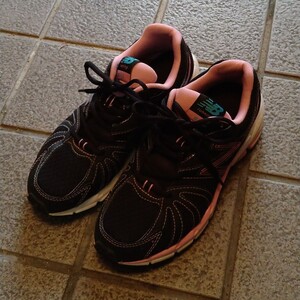 new balance ランニングシューズ