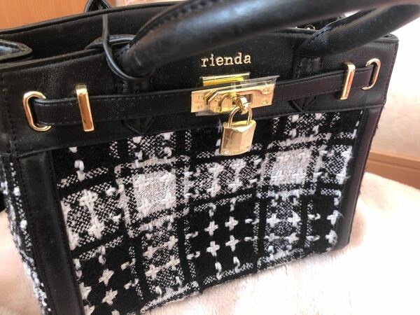 rienda バッグ