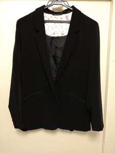 美品!GU(ジーユー)黒のジャケット/ブラック/テーラードジャケット/クリーニング済み/Mサイズ