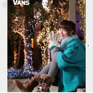 VANS リボンファーブーツ