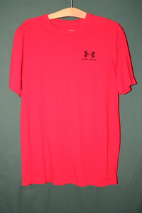 アンダーアーマー underarmour レッド Tシャツ 中古 Mサイズ