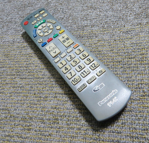 ★K-219★ Panasonic テレビリモコン　N2QAYB000484 ★ジャンク品 返品不可 