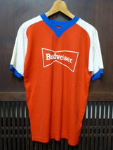 USA古着　80s 90s Tシャツ Budweiser 赤 レッド スポーツ ユニホーム Vネック ナンバリング 半袖 ポリ _画像1