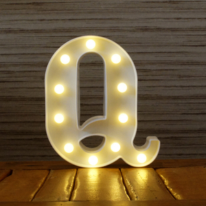 マーキーサイン アルファベット ( Q ) LED ライト ランプ 数字 記号 文字 電池式 照明 飾り 光 装飾 誕生日 結婚式 パーティー サプライズ