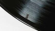 松山千春 : 空を飛ぶ鳥のように シール帯 国内盤 中古 アナログ LPレコード盤 1979年 C25A0040 M2-KDO-298_画像10