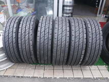 215/70R17.5　中古再生　ほぼ新品　激安美品6本セット：54000円_画像1