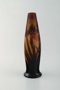 D'argental、フランス。大規模なアールヌーボー 葦や花でカメオガラス花瓶。