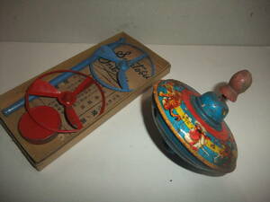 昔のブリキのおもちゃ 2点☆空飛ぶ円盤と独楽（ジャンク）