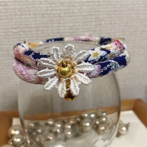猫首輪 ちりめん 小さな猫ちゃん と