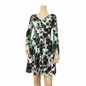 Q as good as new * Vicky *VICKY* white / black / green * total . floral print *... jersey manner material *V neck * beautiful woman Flare One-piece *2 number (M)/ lady's / spring autumn 