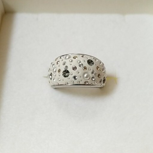 【A0026】SWAROVSKI 手作り ハンドメイド スワロフスキー 指輪 リング 大きなサイズ