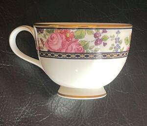 【レア】ロイヤル・ドルトン センテニアルローズ デザイン カップ ROYAL DOULTON CENTENNIAL ROSE MADE IN ENGLAND イギリス製