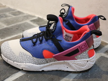 新品 NIKE ナイキ AIR HUARACHE UTILITY US9 27cm エア ハラチ ユーティリティー スニーカー 806979-104_画像1