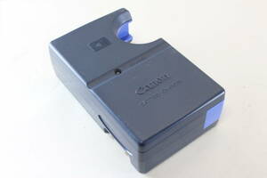 Canon キャノン BATTERY CHARGER CB-2LS 充電器 ジャンク A-8
